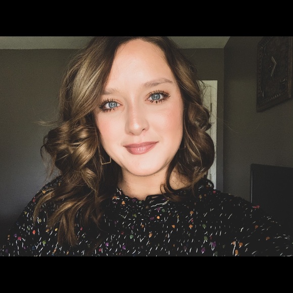 Meet your Posher, Alexa - Picture 1 of 1